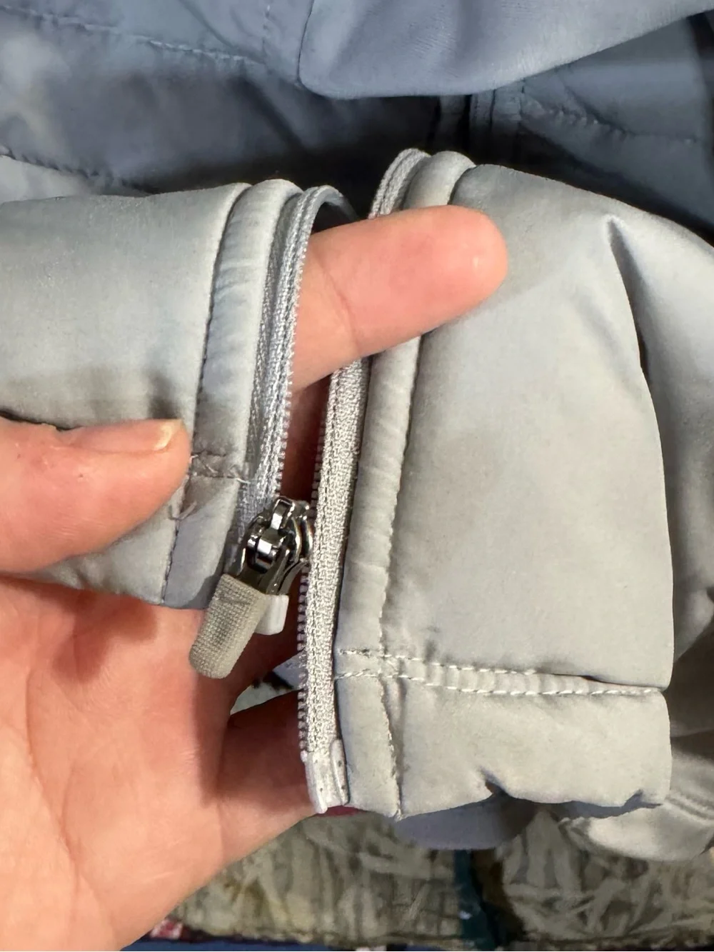 Nike Gray Cold Weather Puffer Chest Full Zip Weather Resistant Running Jacket